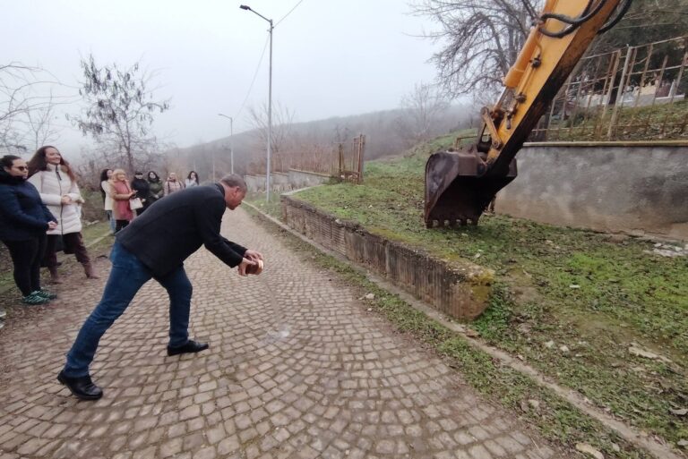 Горна Оряховица | В Драганово започна изграждането на къщи от семеен тип, за извеждане на потребителите от Дома за пълнолетни лица с умствена изостаналост