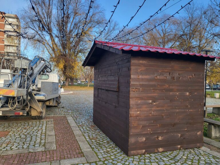 Общество | За първи път в Стражица ще има коледно градче