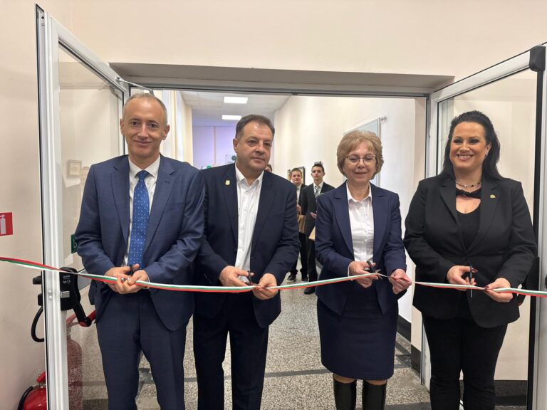 Красимир Вълчев: „След 7 клас ще има изпит само със задачи по математика“