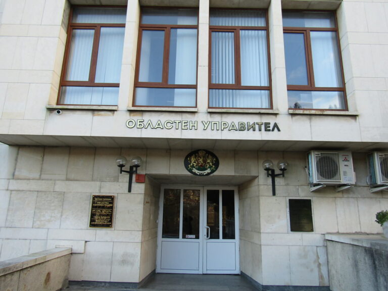 Горещи новини | В следващите 5 години в областта най-търсени ще са висшисти по педагогика, икономика и машинно инженерство