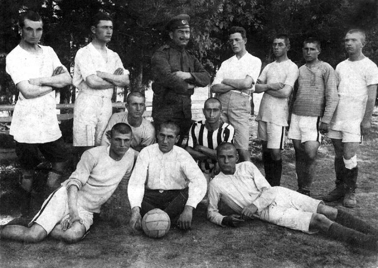 Спорт | Кварталните отбори и военният “Бунар Хисар” допълват футболния колорит край Царевец