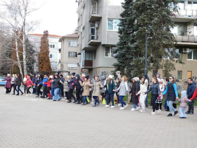 Великотърновци отново започнаха годината с Новогодишния поход на TarnovoRuns